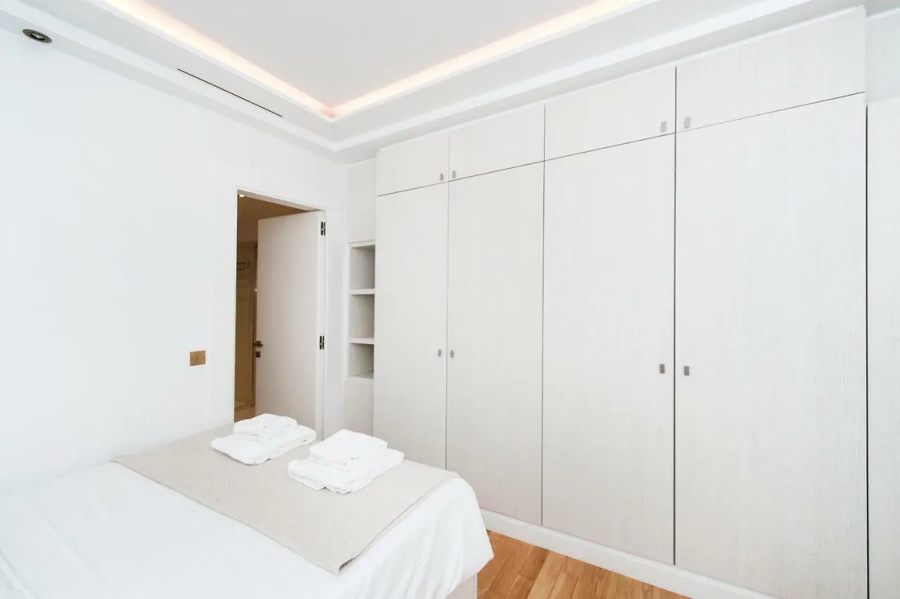 Apartment Luxury Montaigne *